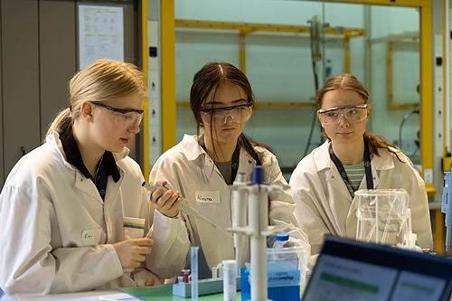 bayer26_02