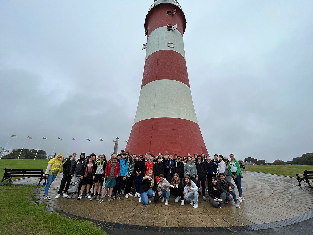 england22_19